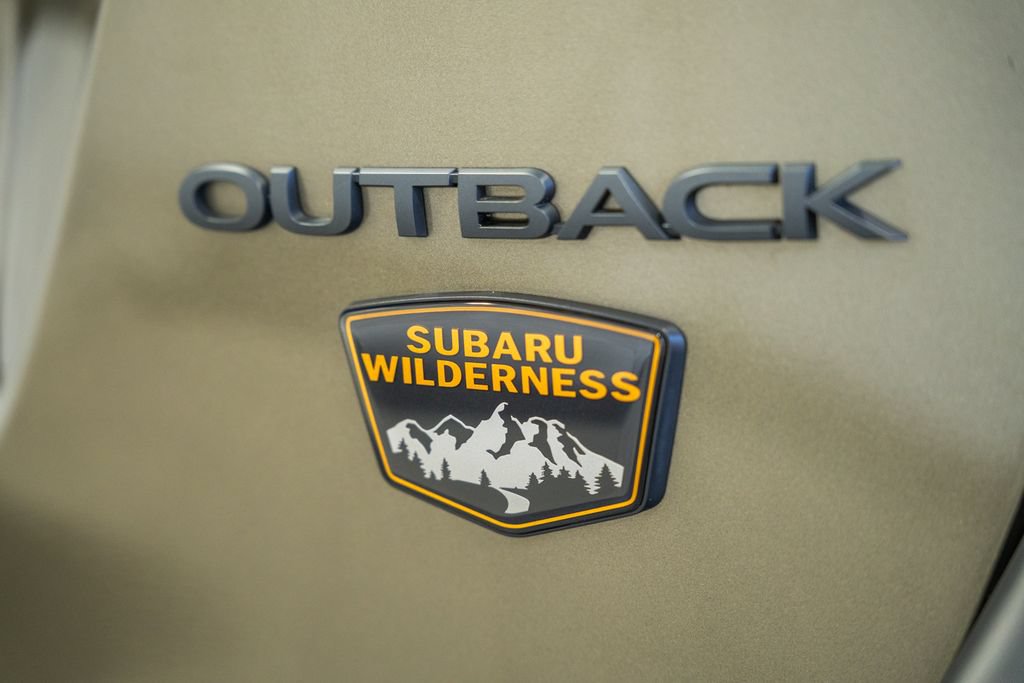 Used 2025 Subaru Outback Wilderness AWD/4WD image 6