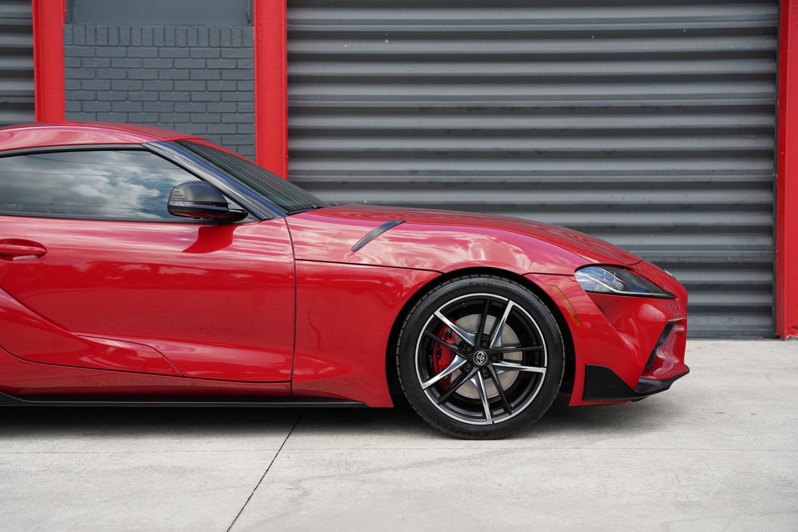 Used 2020 Toyota Supra Premium w/ Driver Assist Package RWD image 4