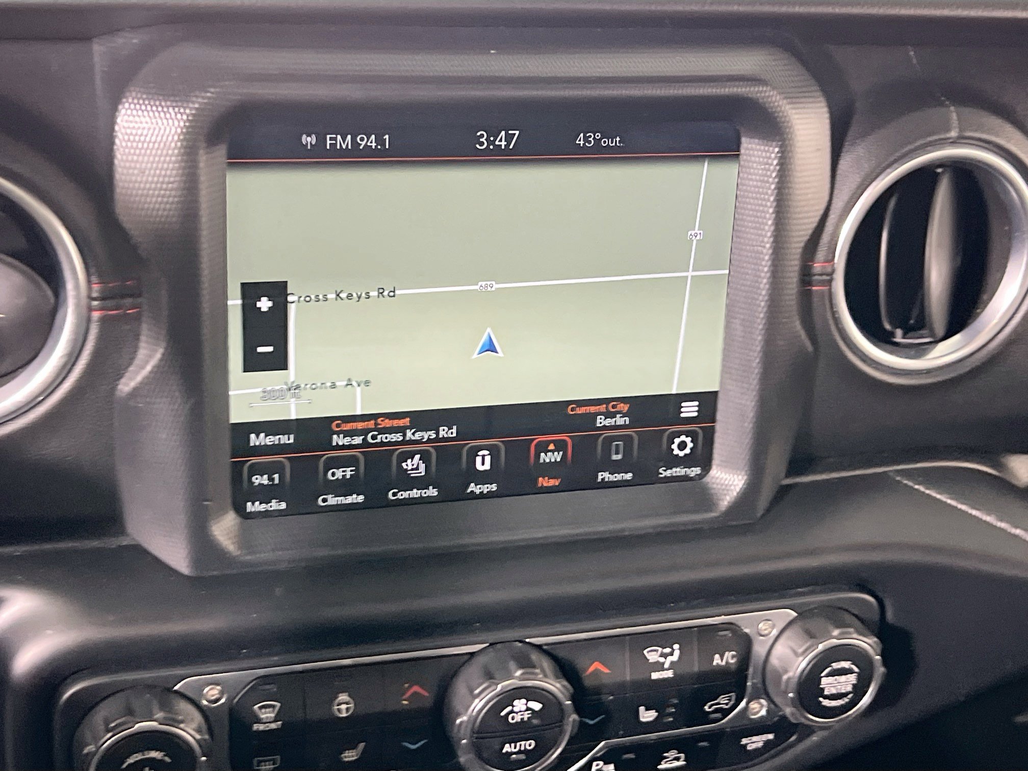 Used 2020 Jeep Gladiator Rubicon image 13