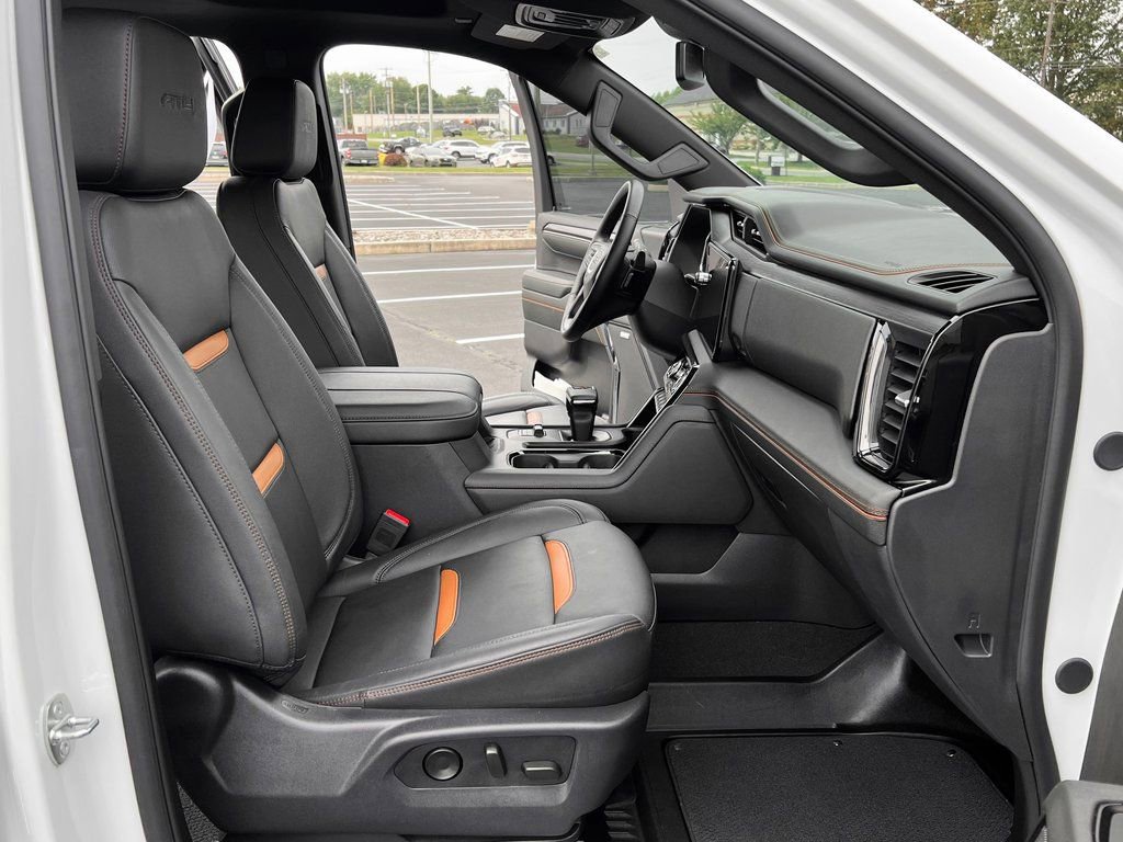 Used 2024 GMC Sierra 1500 AT4 image 19