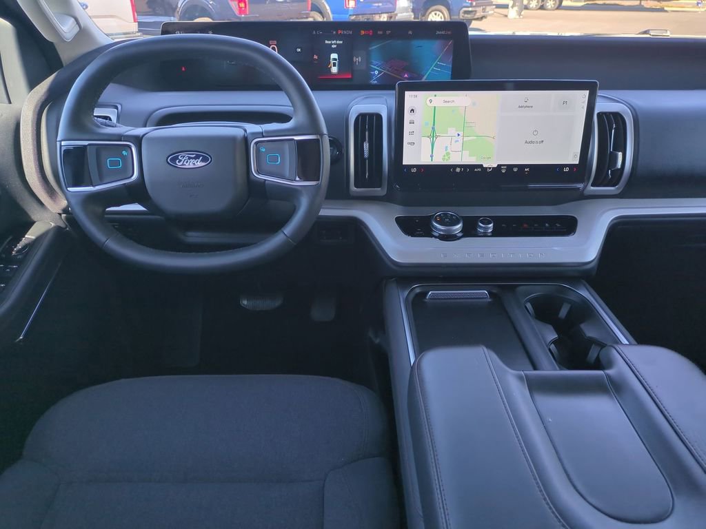 Used 2025 Ford Expedition Max Active AWD/4WD image 13