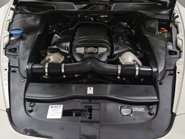 Used 2011 Porsche Cayenne S AWD/4WD image 27