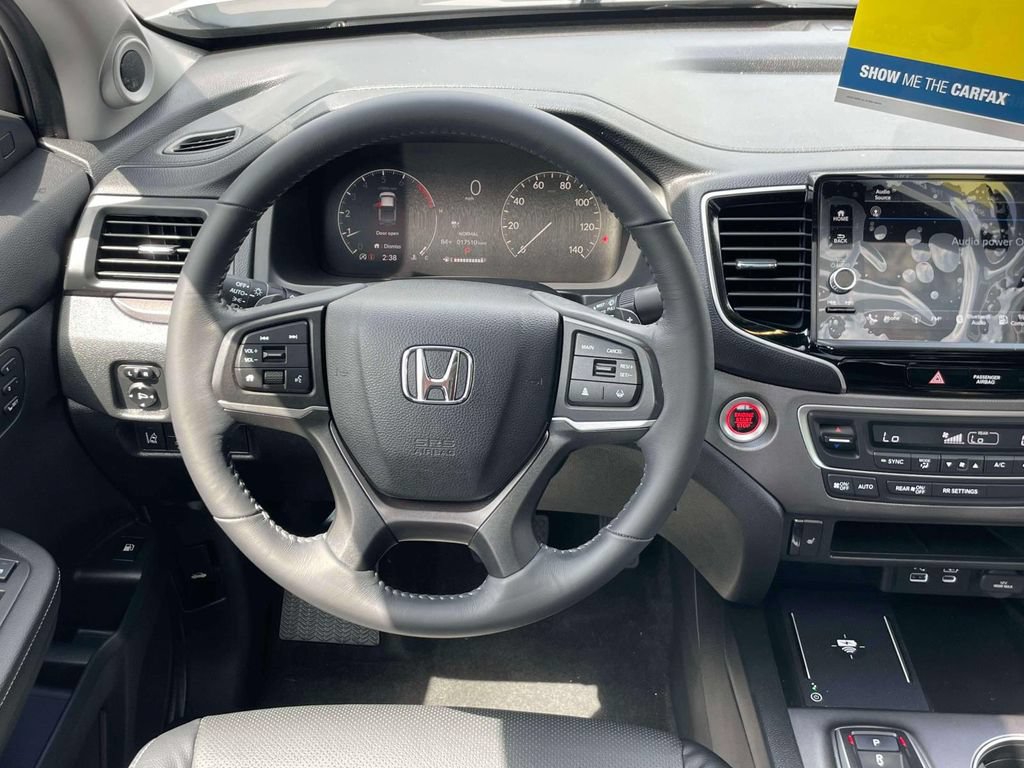 Certified 2025 Honda Ridgeline RTL image 14