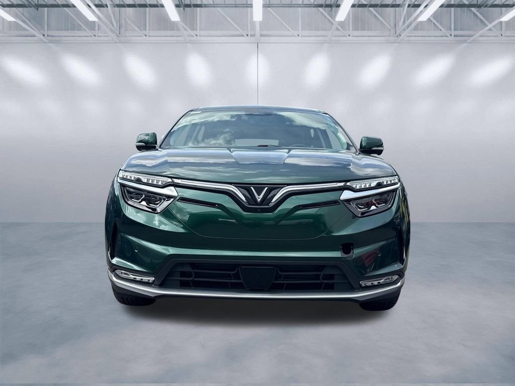 New 2025 VinFast VF 8 Eco AWD/4WD image 2