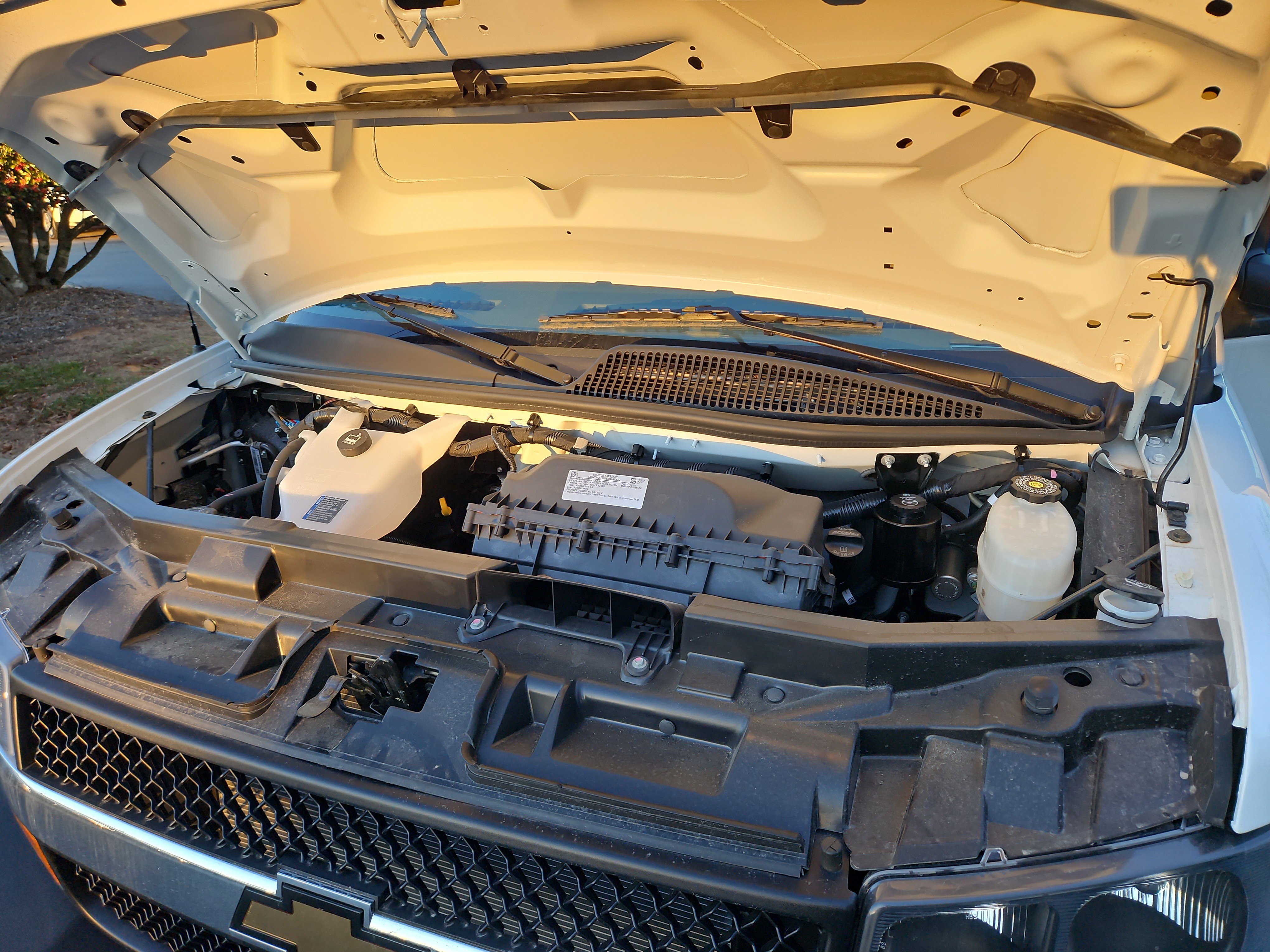 New 2025 Chevrolet Express 3500 w/ Power Convenience Package image 17