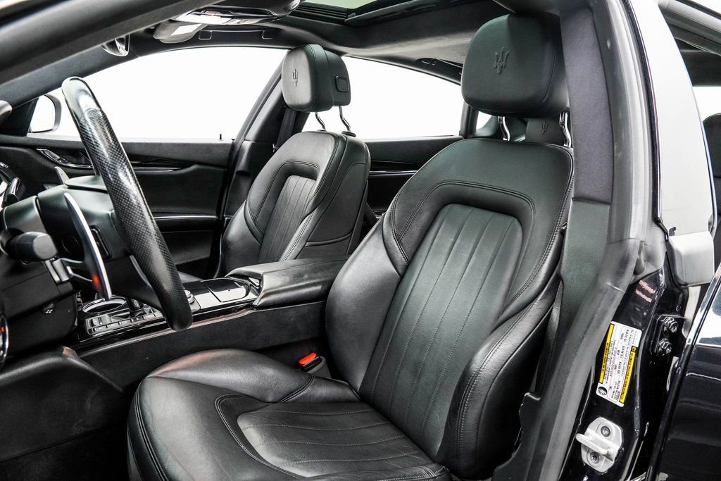 Used 2022 Maserati Quattroporte Modena Q4 image 35