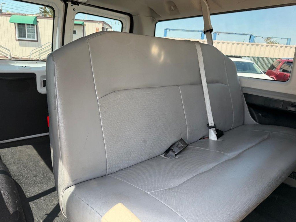Used 2014 Ford E-150 and Econoline 150 Wagon w/ Power Windows & Locks Group RWD image 31