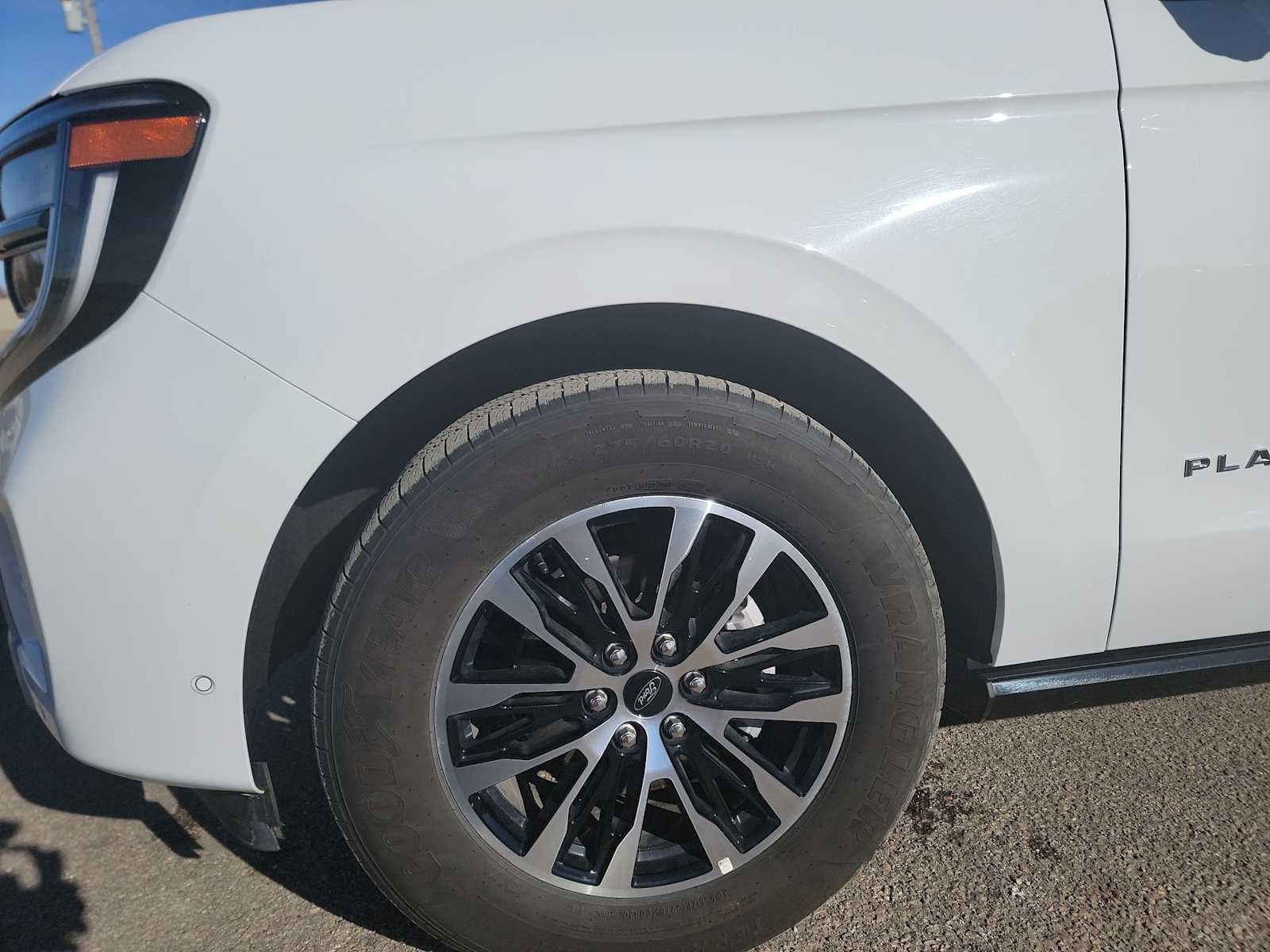 Used 2025 Ford Expedition Max Platinum AWD/4WD image 10