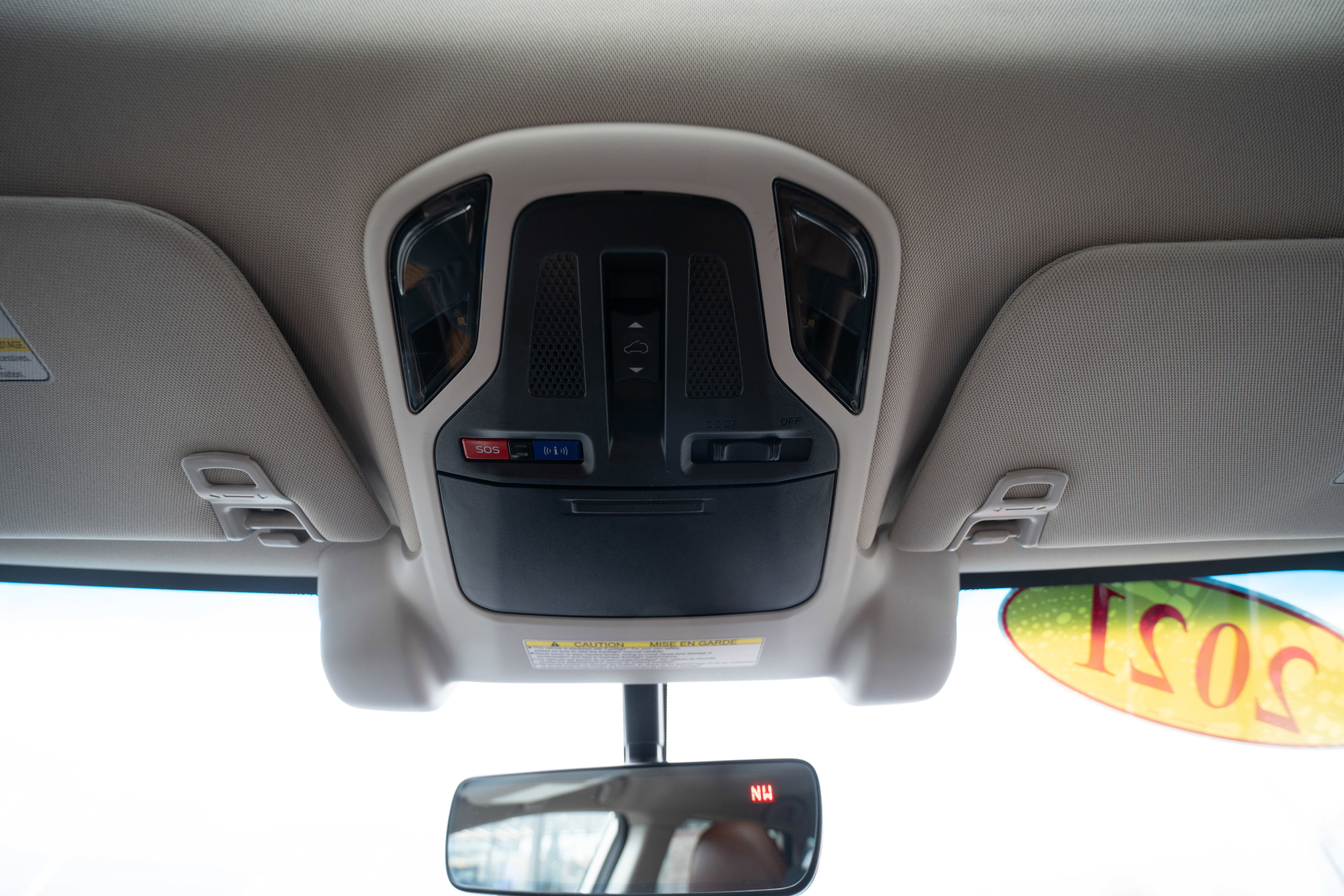 Used 2021 Subaru Outback Touring w/ Popular Package #2 image 18