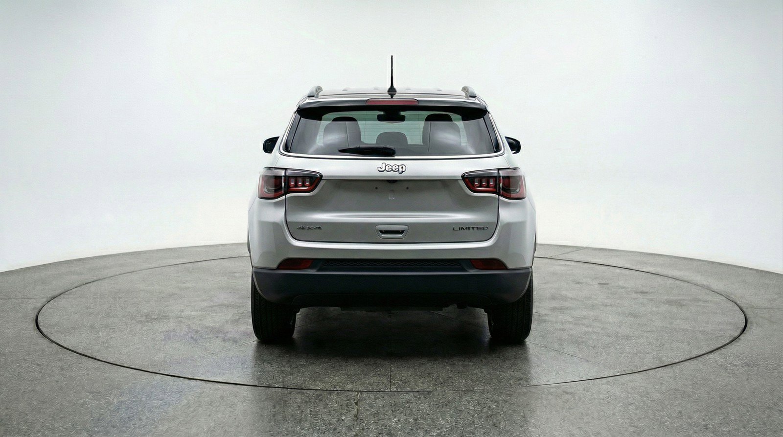 Used 2025 Jeep Compass Trailhawk AWD/4WD image 7