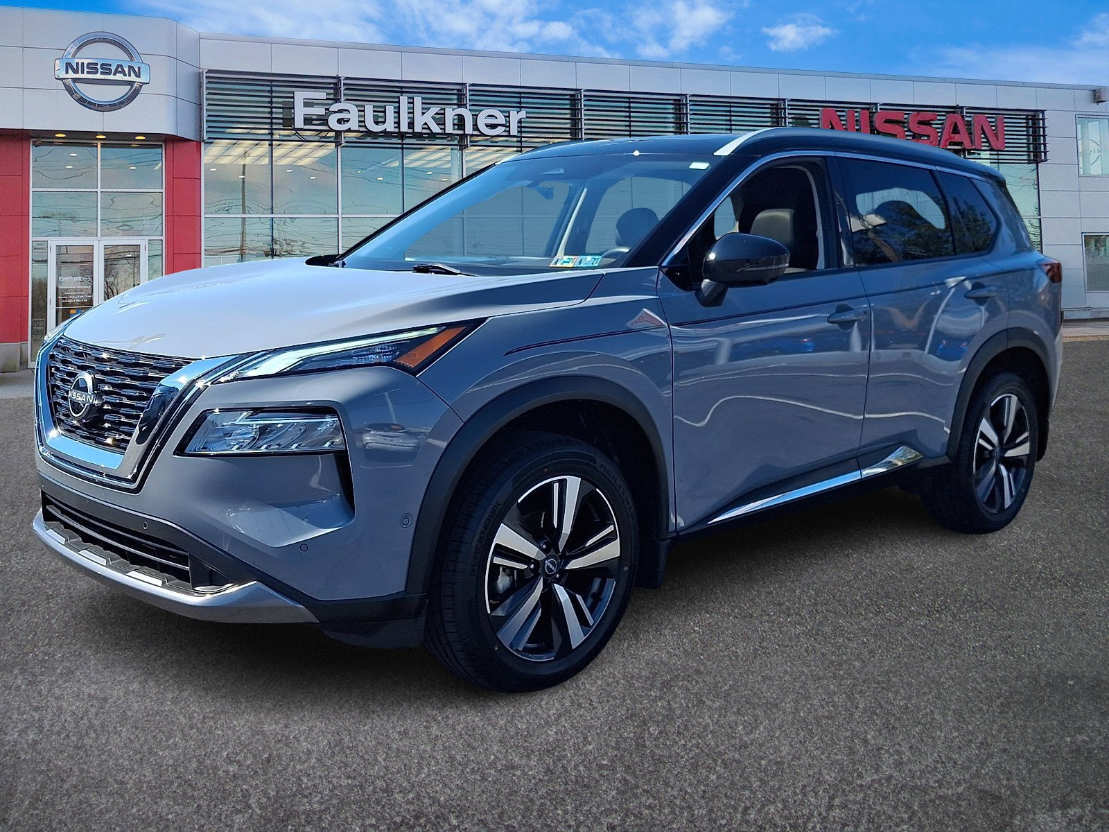 Certified 2023 Nissan Rogue SL w/ SL Premium Package AWD/4WD image 3
