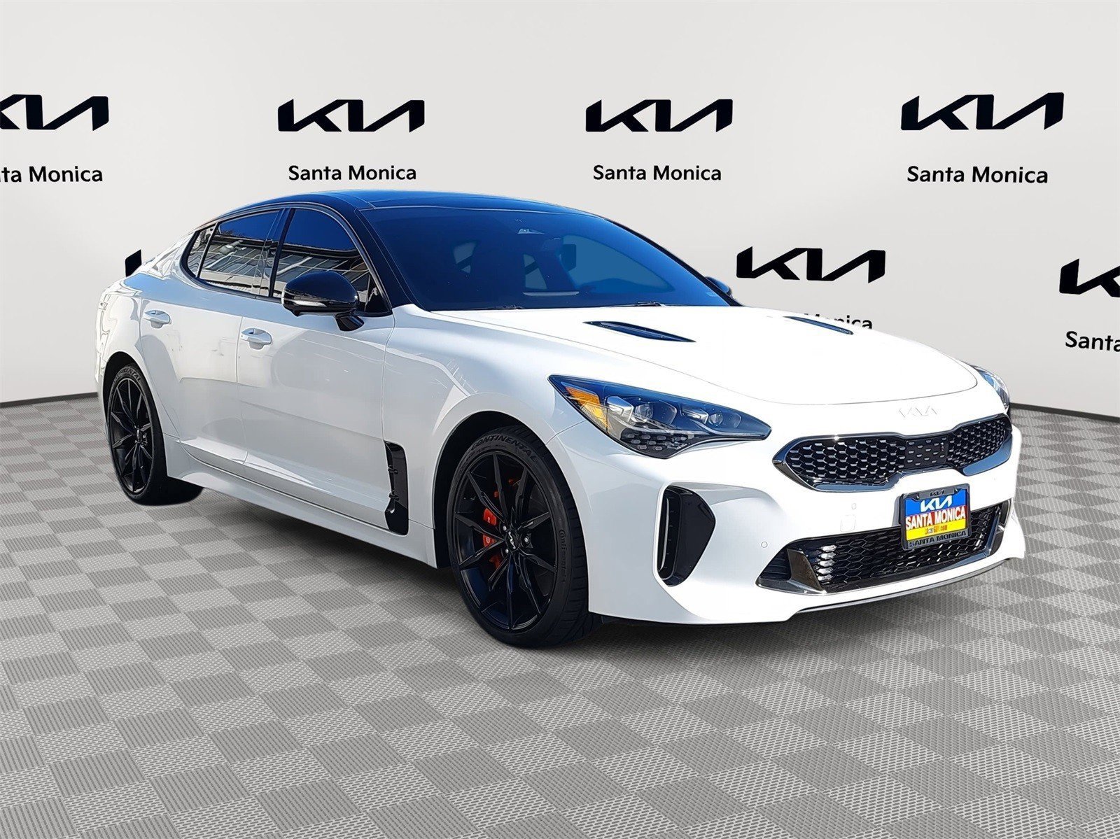 Used 2022 Kia Stinger GT2 w/ Scorpion Package image 3