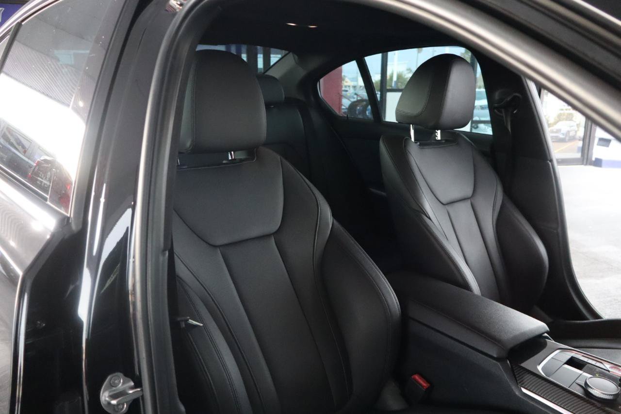 Used 2020 BMW M340i RWD image 39