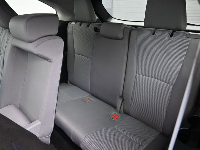 Used 2021 Toyota Highlander LE AWD/4WD image 23