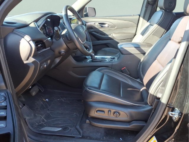 Used 2023 Chevrolet Traverse Premier w/ Redline Edition FWD image 20