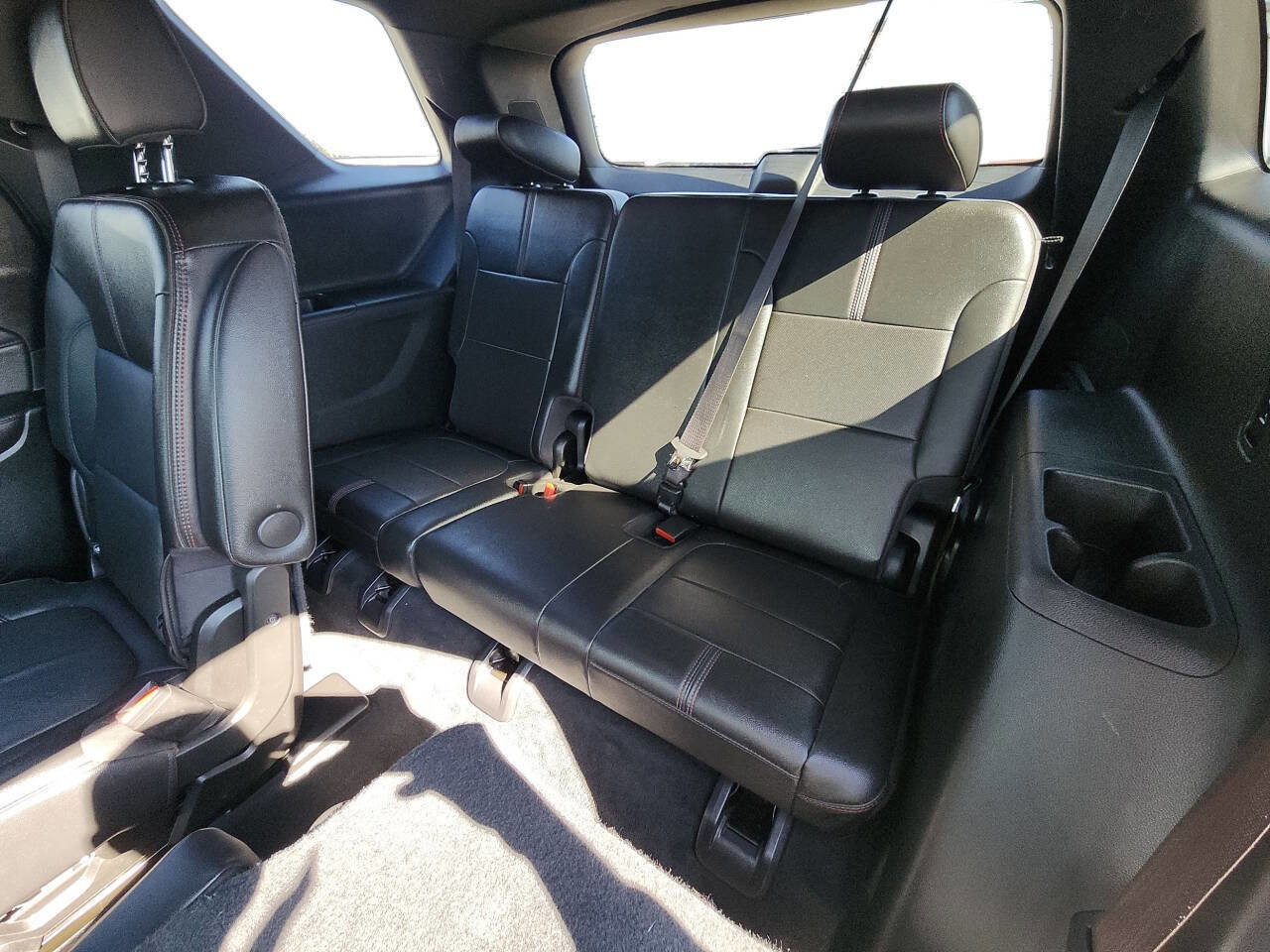 Used 2023 Chevrolet Traverse RS AWD/4WD image 37