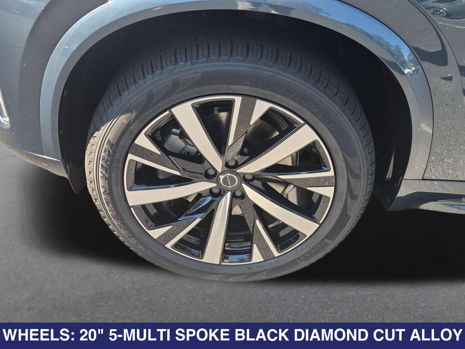 New 2027 Volvo XC90 B5 Core AWD/4WD image 26