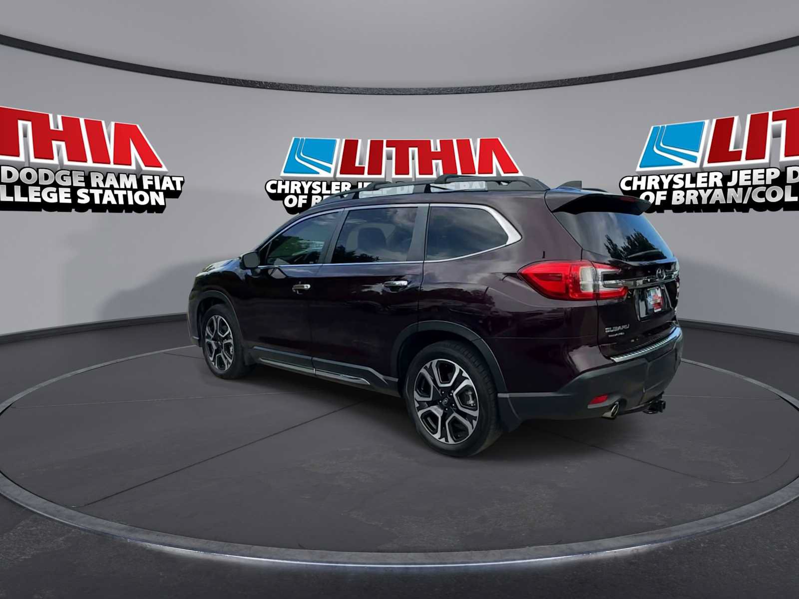 Used 2023 Subaru Ascent Touring AWD/4WD image 6