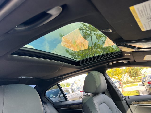 Used 2019 BMW 530e xDrive AWD/4WD image 32