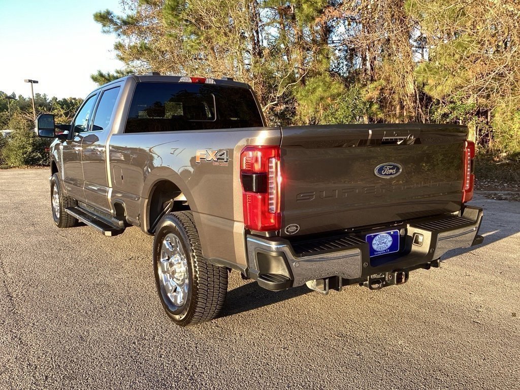 Used 2023 Ford F250 Lariat w/ Chrome Package image 7