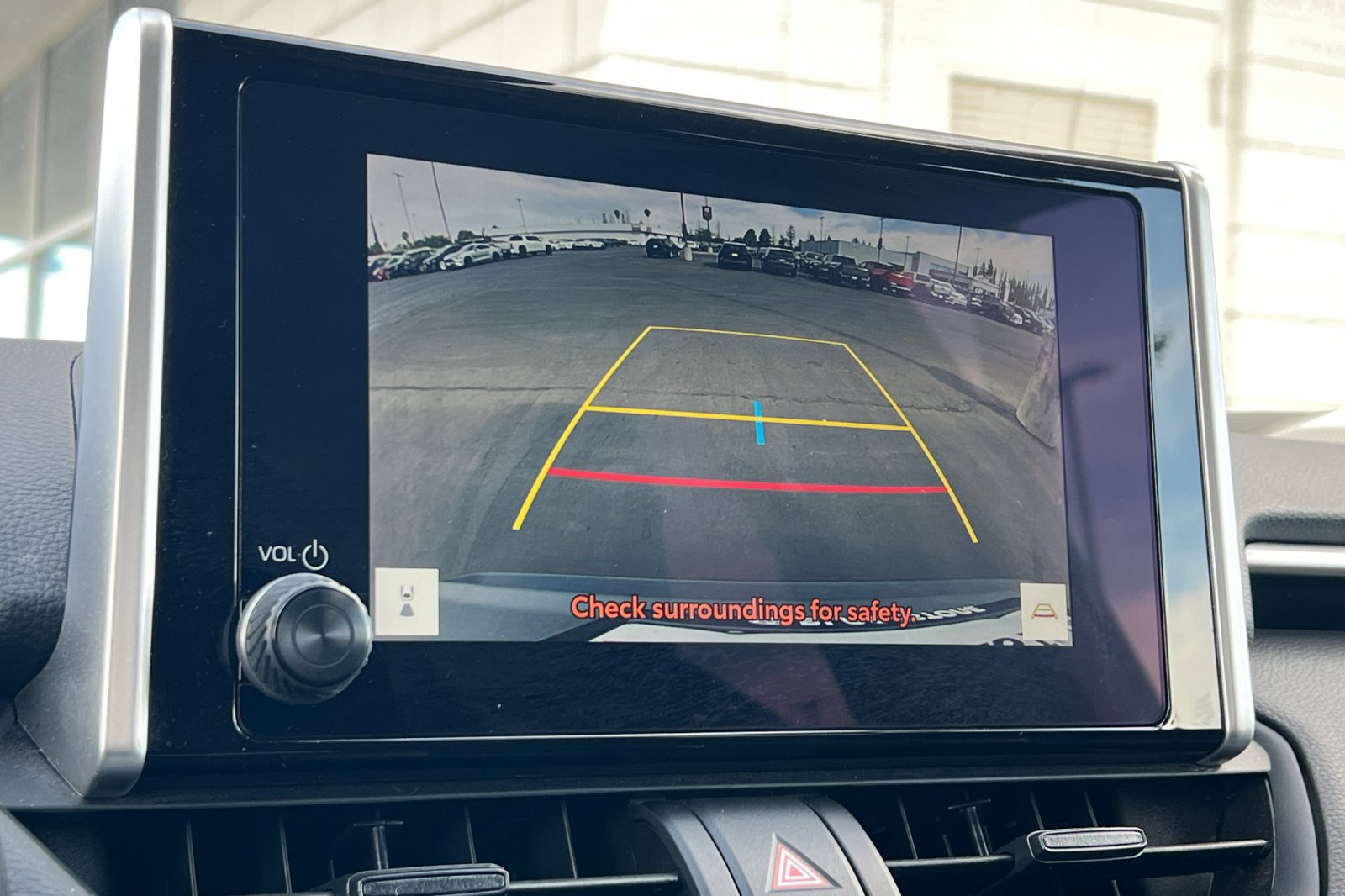 Used 2025 Toyota RAV4 XLE FWD image 19