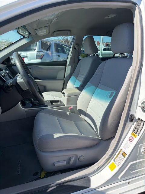 Used 2016 Toyota Camry LE FWD image 16