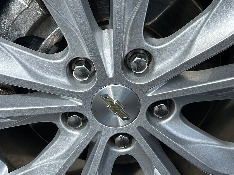 Used 2022 Chevrolet Malibu LT FWD image 14