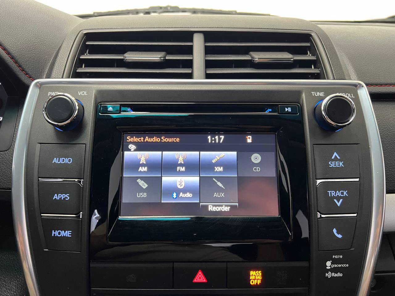Used 2015 Toyota Camry XSE w/ Moonroof Package FWD image 19
