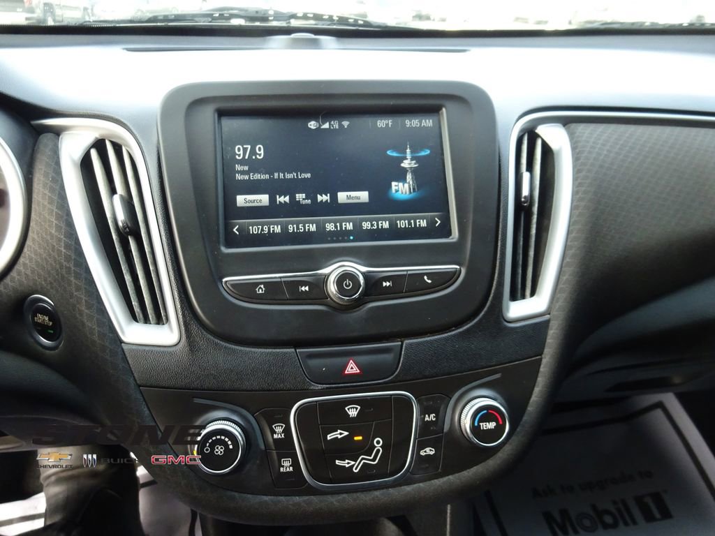 Used 2018 Chevrolet Malibu LS image 26