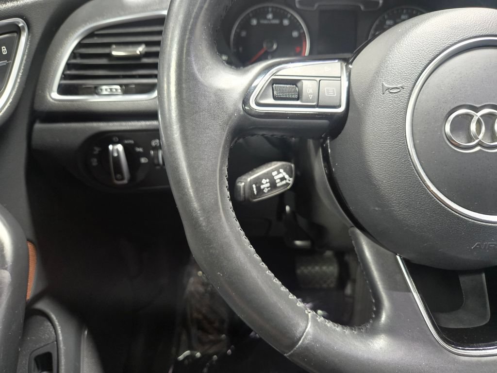 Used 2018 Audi Q3 2.0T Premium Plus w/ Premium Plus Package AWD/4WD image 15
