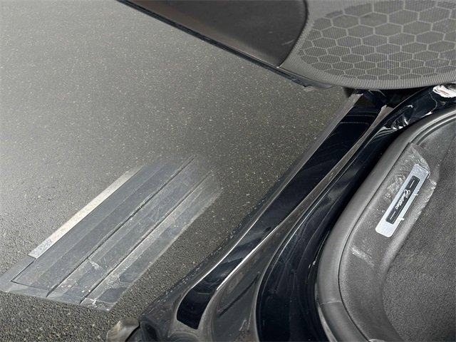 Used 2015 Cadillac Escalade Premium image 12