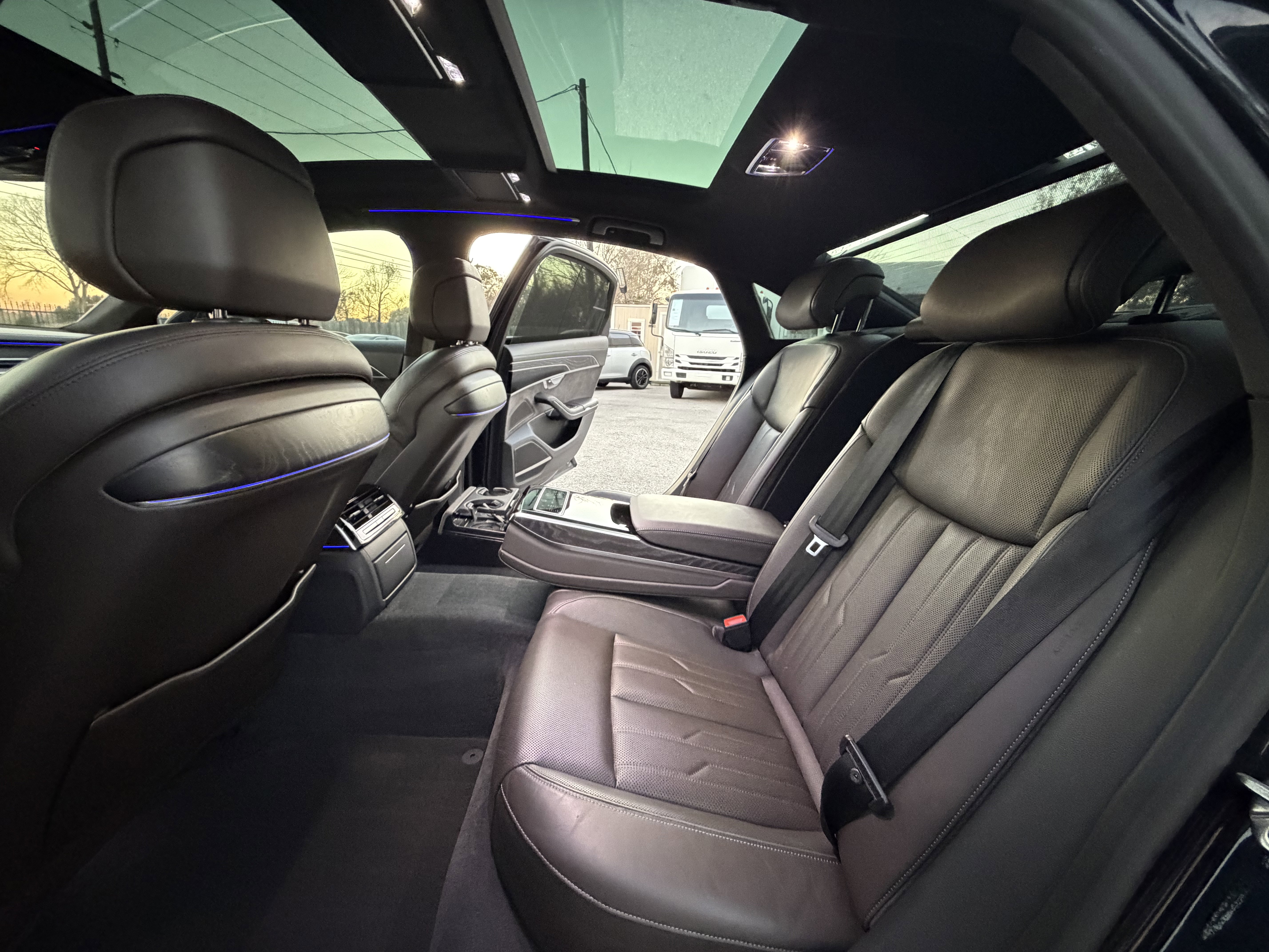 Used 2019 Audi A8 L 3.0T w/ Luxury Package image 40