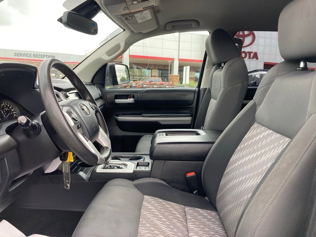Used 2020 Toyota Tundra SR5 w/ SR5 Upgrade Package image 11