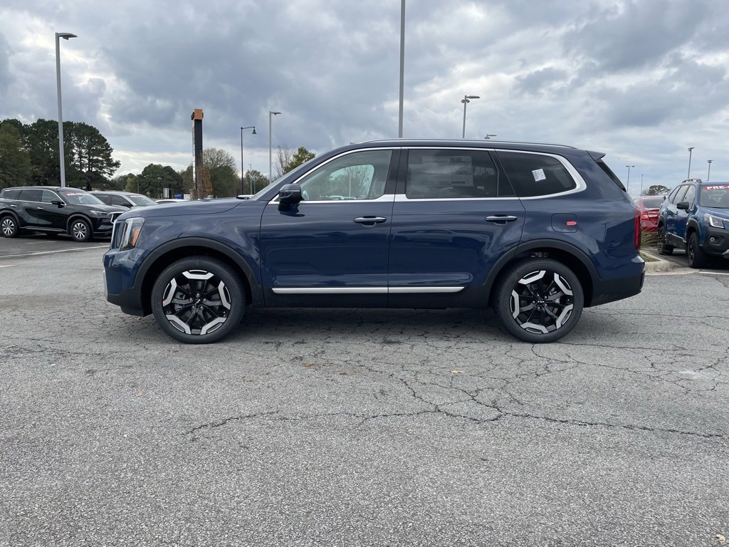New 2025 Kia Telluride S image 4