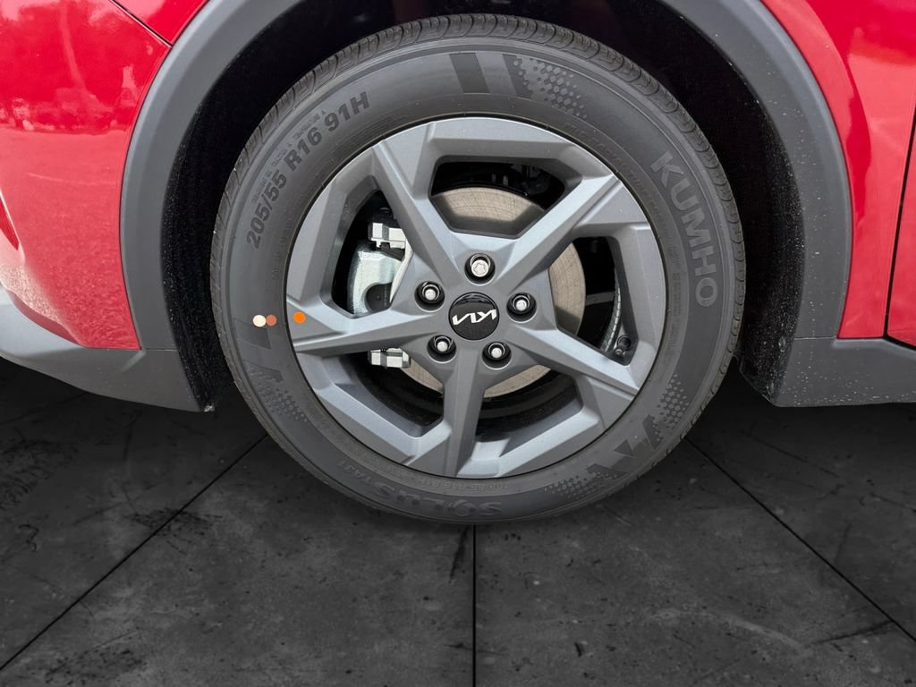 New 2026 Kia K4 FWD image 14