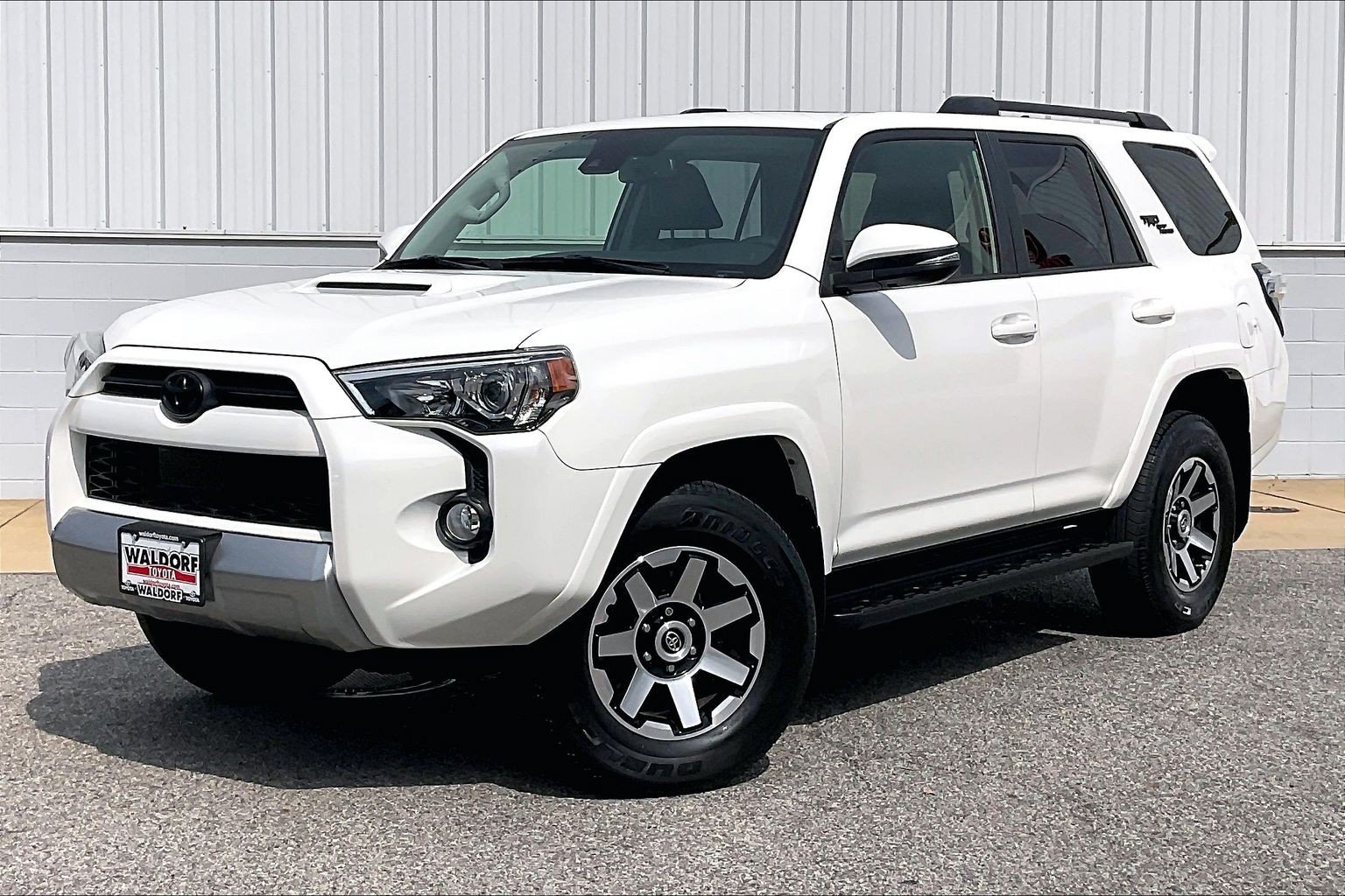 Used 2020 Toyota 4Runner TRD Off-Road Premium w/ Moonroof Package AWD/4WD image 2