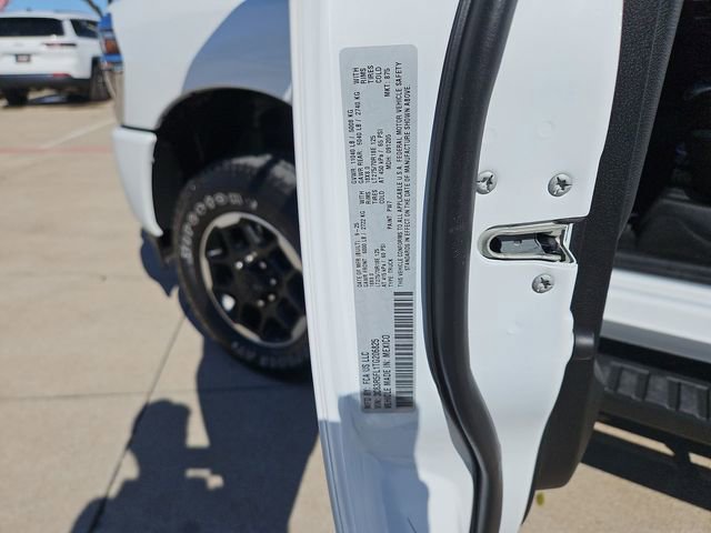 Used 2026 RAM 2500 Laramie AWD/4WD image 31