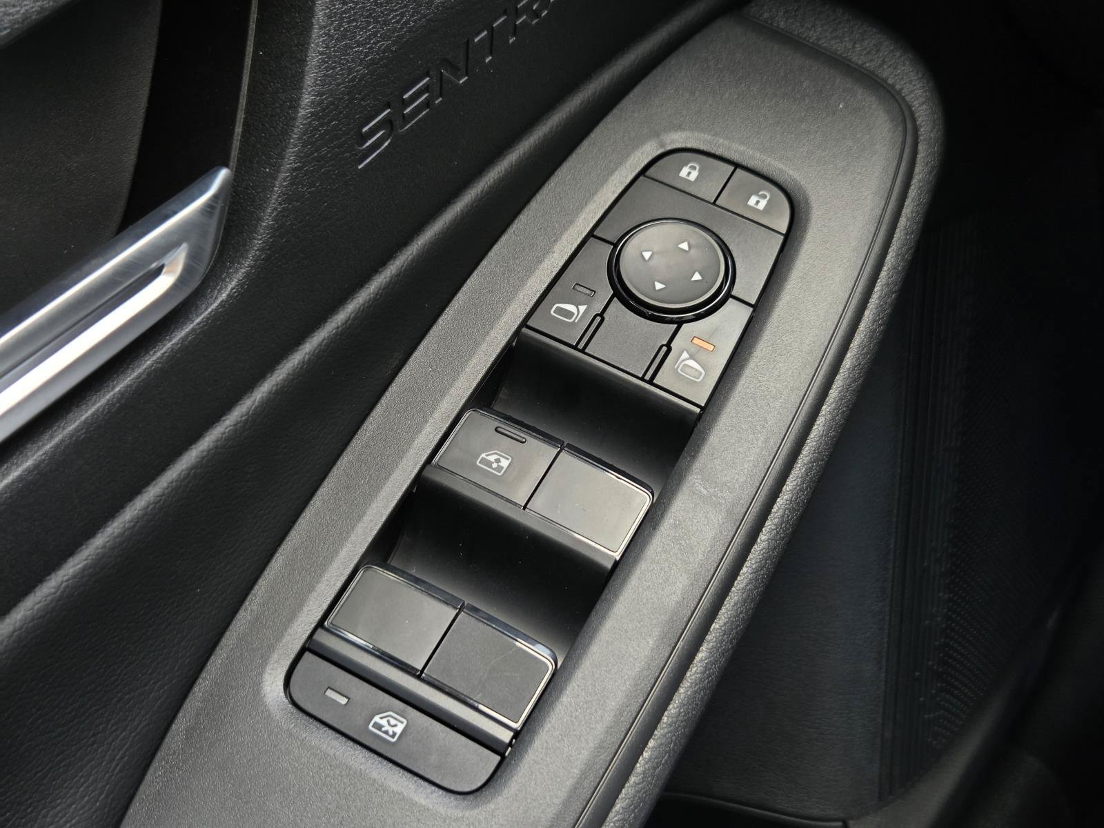 New 2027 Nissan Sentra S w/ Floor Mat Package FWD image 16