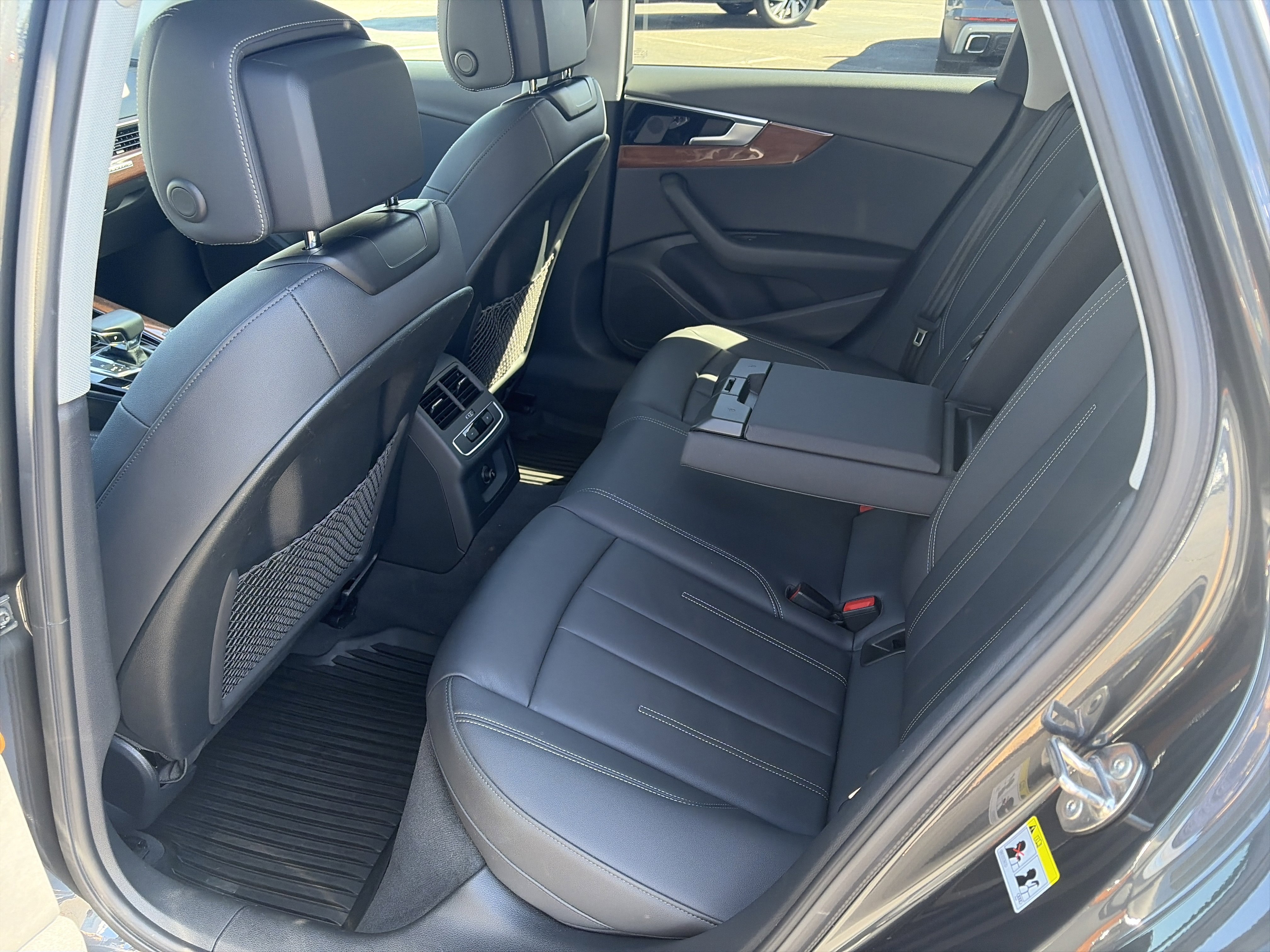 Used 2022 Audi A4 2.0T allroad Premium w/ Convenience Package image 26