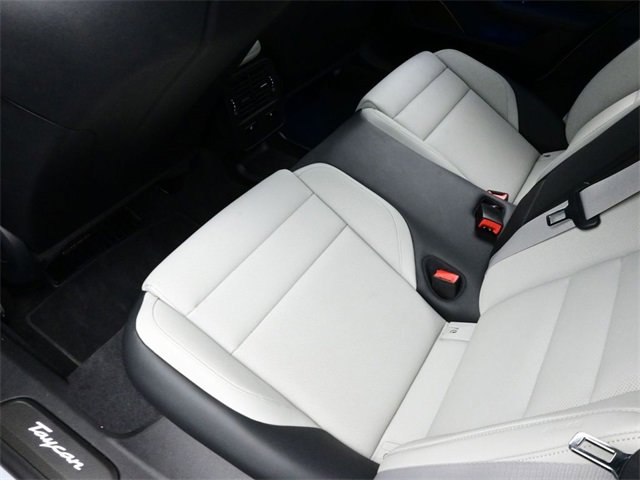 Used 2022 Porsche Taycan Turbo S image 15