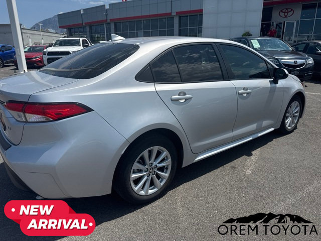 Used 2023 Toyota Corolla LE w/ LE Convenience Package FWD image 9