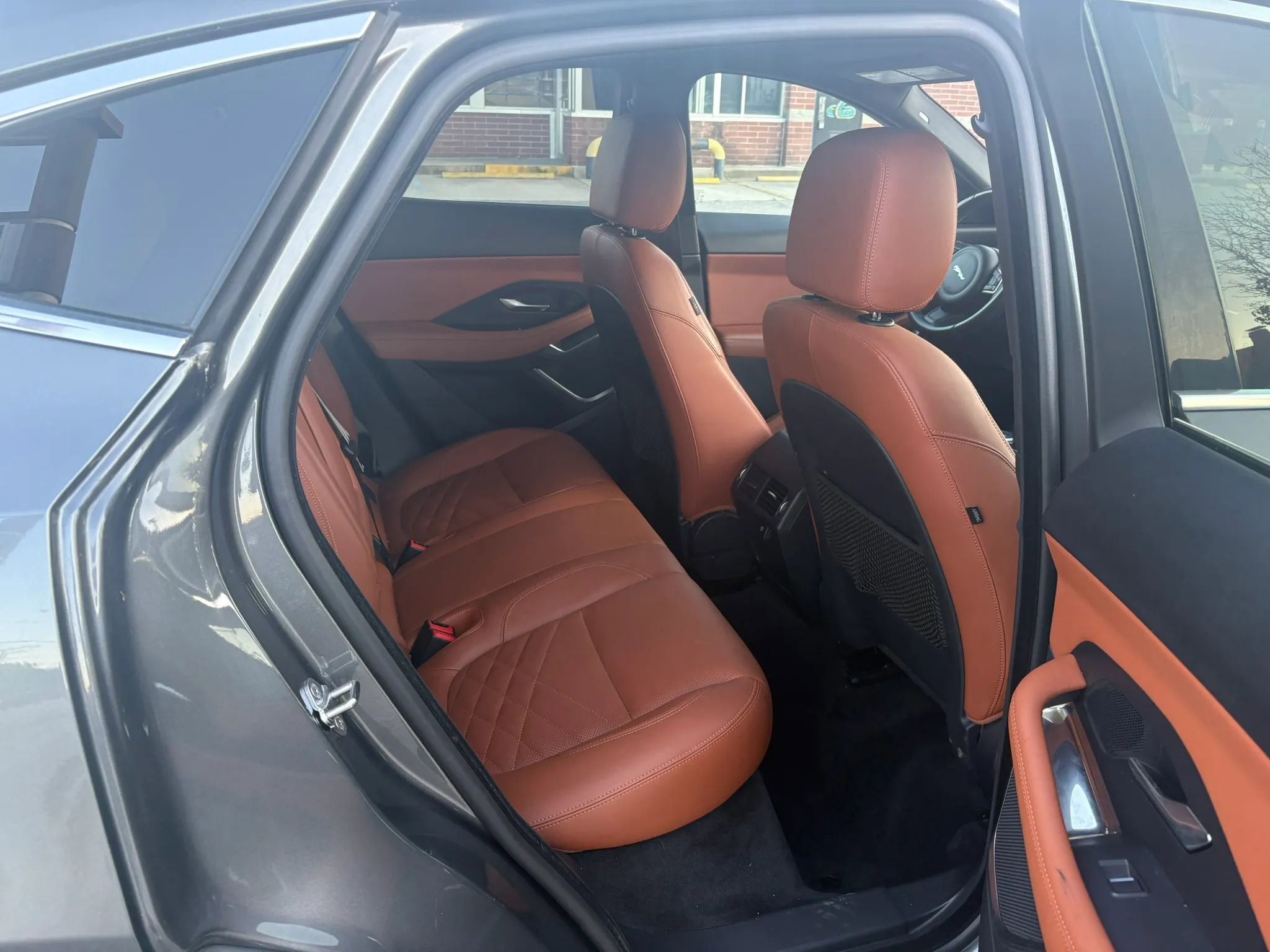 Used 2019 Jaguar E-PACE S image 5