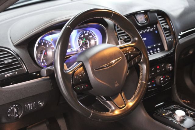 Used 2021 Chrysler 300 S RWD image 15