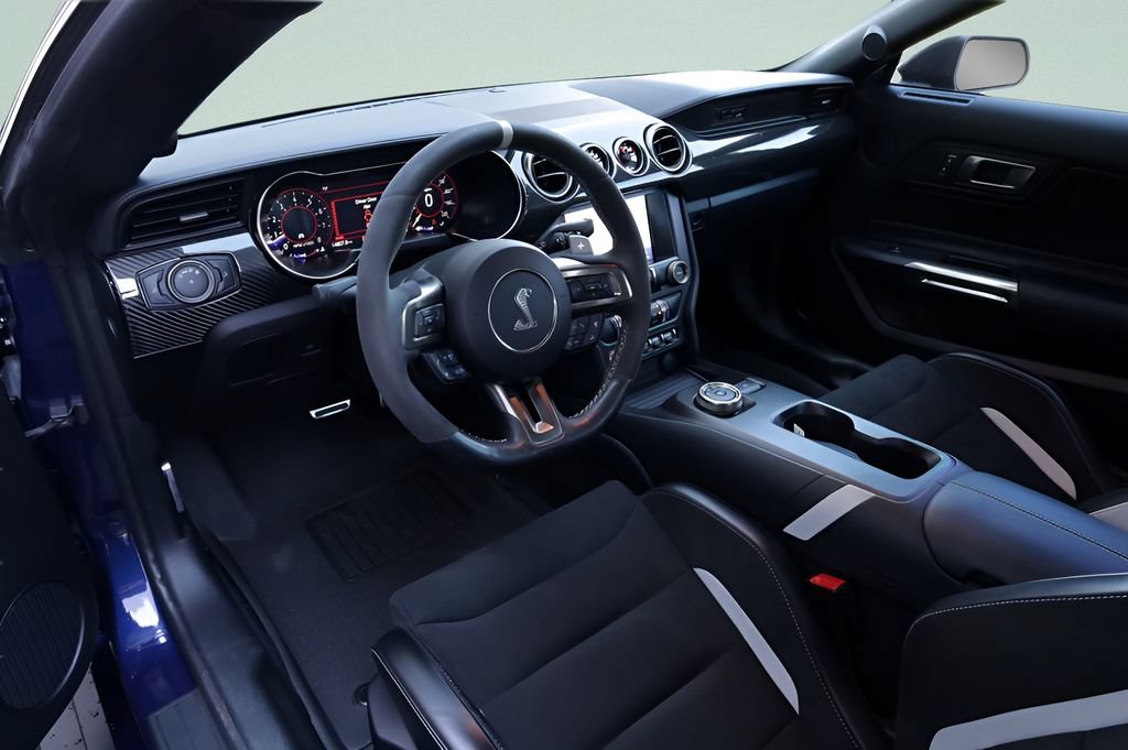 Used 2020 Ford Mustang Shelby GT500 w/ Technology Package RWD image 26