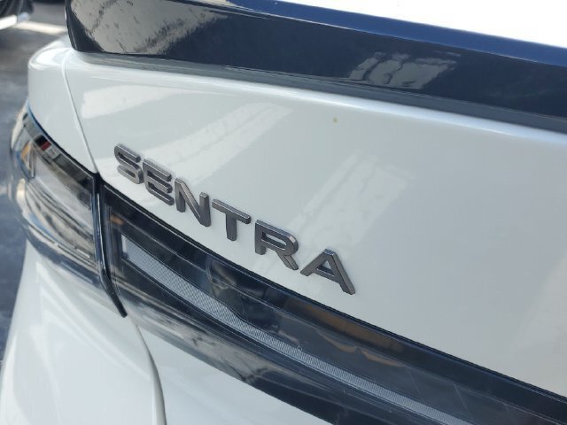New 2027 Nissan Sentra SR w/ SR Premium Package FWD image 6