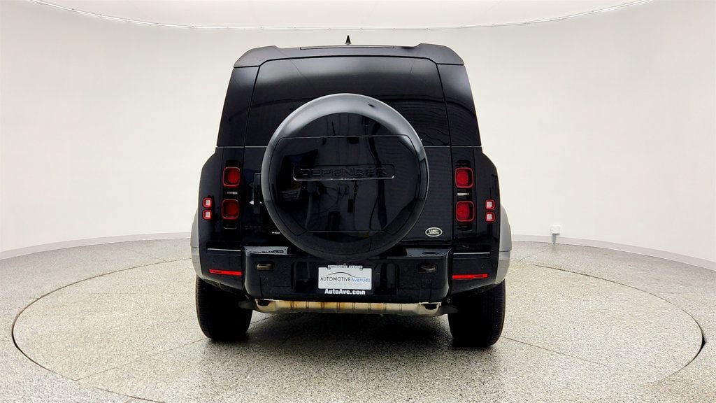 Used 2023 Land Rover Defender 110 X-Dynamic SE AWD/4WD image 6
