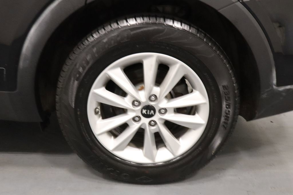 Used 2019 Kia Sorento AWD image 24