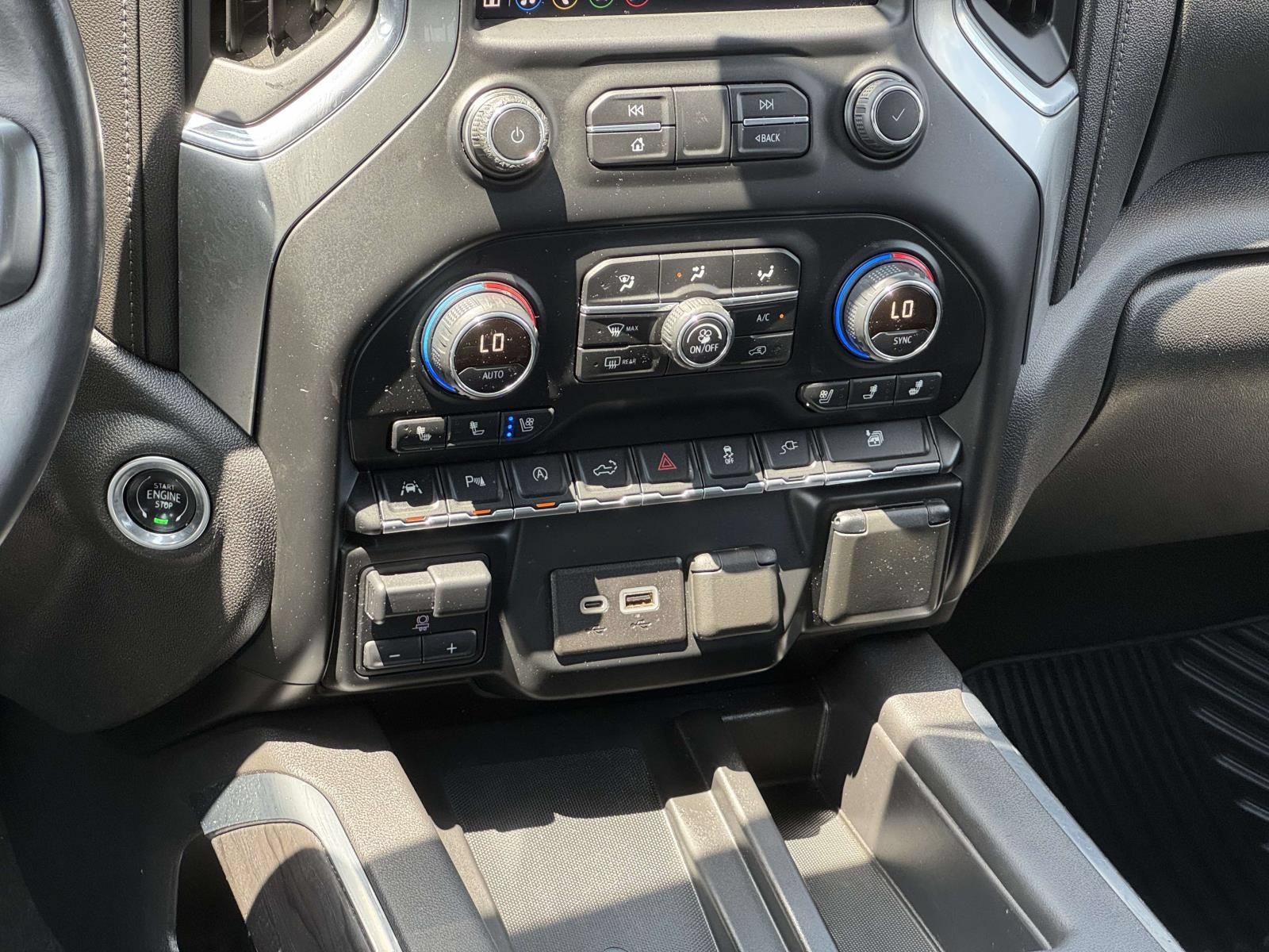 Used 2019 Chevrolet Silverado 1500 LTZ w/ LTZ Plus Package AWD/4WD image 4