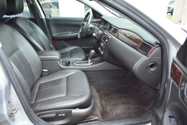 Used 2014 Chevrolet Impala LTZ FWD image 34