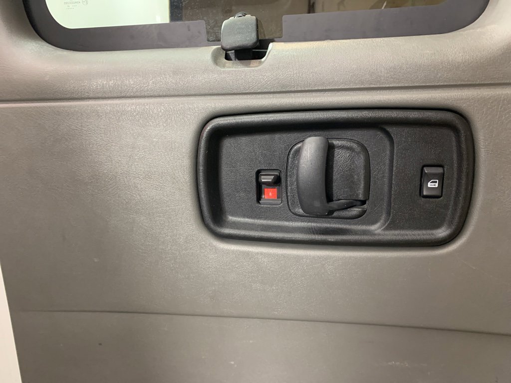 Used 2023 Chevrolet Express 3500 LS image 29